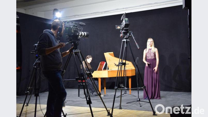 Eine große Stimme aus Vohenstrauß: Laura Demjan. Bild: Claudia Prößl/exb