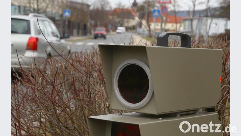 Seit drei Jahren blitzt es im Auftrag der Stadt. Die kommunale Verkehrsüberwachung hat sich nach Ansicht der Verwaltung bewährt. Symbolbild: Wolfgang Steinbacher