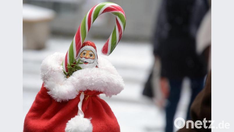 Schokoladennikoläuse wird es auch in diesem Jahr zuhauf in den Haushalten mit Kindern geben. Doch auch auf die Nikolaus-Besuche, meist von Pfarreien und Sportvereinen organisiert, wollen die Verantwortlichen nicht verzichten. Wenngleich diese heuer unter ganz besonderen Voraussetzungen stattfinden müssen. Bild: Gabi Schönberger