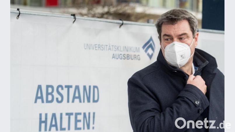 Markus Söder (CSU), Ministerpräsident von Bayern, vor der Uniklinik Augsburg. Bild: Stefan Puchner/dpa
