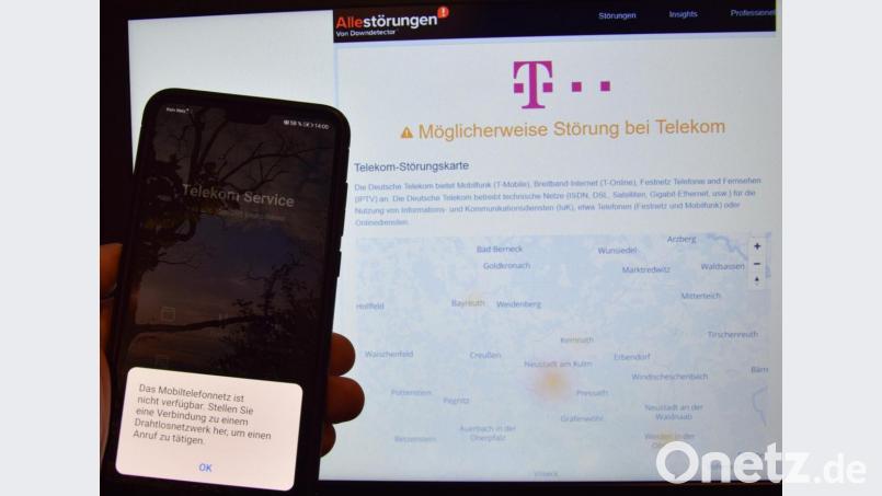 „Kein Netz“ zeigt das Smartphone am Montagnachmittag. Auch der Hinweis „Mobilfunknetz nicht verfügbar“ ploppt am Display auf. Ursache soll eine Störung bei Wartungsarbeiten an einem Masten im Vodafone-Mobilfunknetz sein. Bild: mde