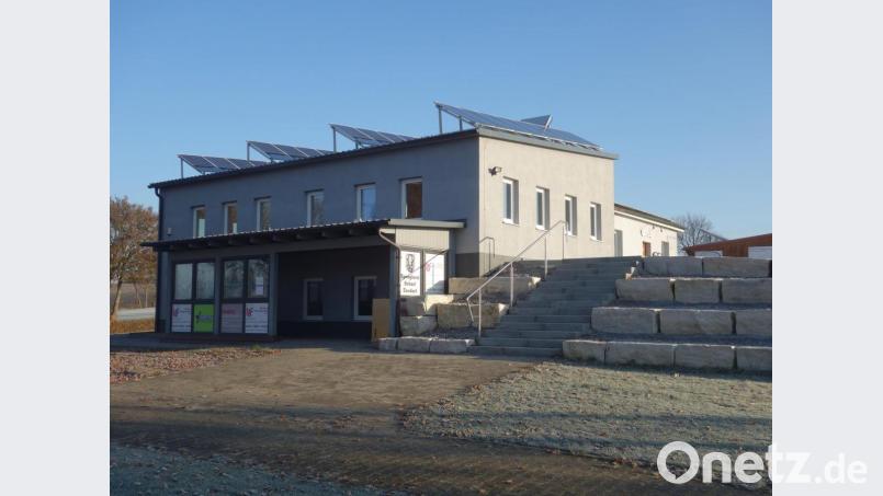 Im Eingangsbereich zu den Umkleiden wird am DJK-Sportheim eine Außentreppe zum Gymnastikraum errichtet. Bild: tra