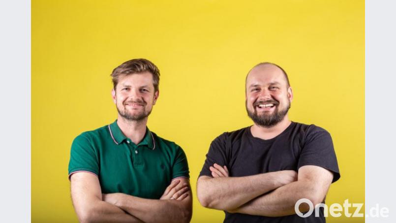 Johann (links) und Michael Ziereis sind mit ihrer Firma &quot;nuwave-Media&quot; Träger des Zukunfspreises in der Sparte Industrie, Dienstleistung und Handel. Bild: exb/Ziereis
