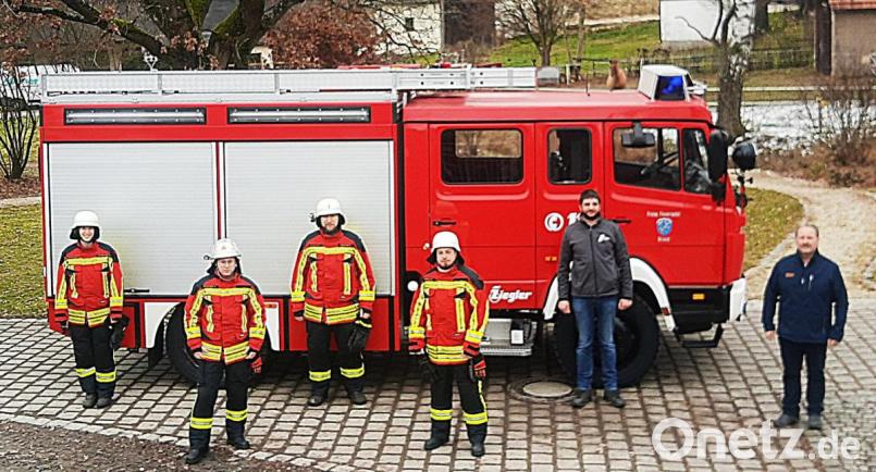 Insgesamt 26 neue Anzüge wurden für die beiden Brander Wehren angeschafft. Sicherheit ist oberstes Gebot. Bild: ld