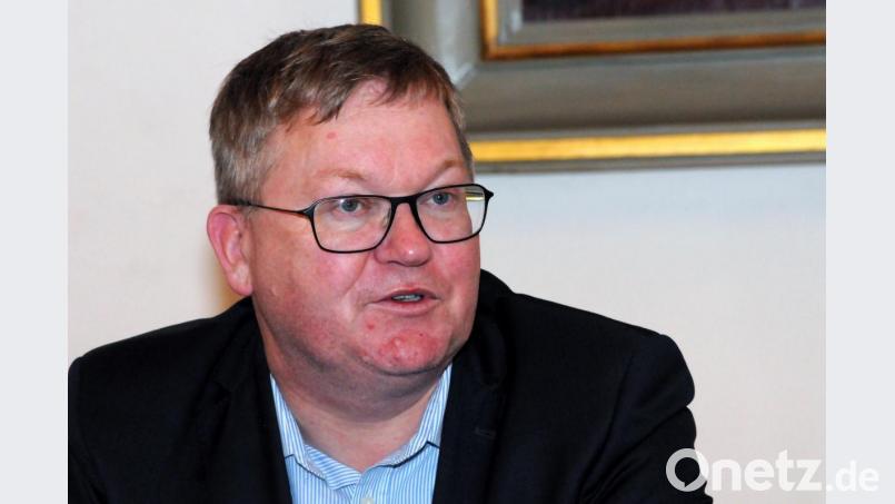 Michael Cerny ruft die Amberger zum Spenden auf. Bild: Stephan Huber