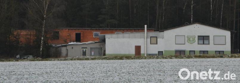 Der Schützenverein Edelweiß in Roggenstein erhält für die Erneuerung seiner Schießanlage von der Stadt Vohenstrauß einen Zuschuss von 10 000 Euro. Bild: dob