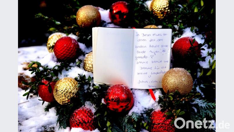 In diesem "Gästebuch" gleich neben dem Denkmal sind Einträge zu lesen, über die es sich manchmal nachzudenken lohnt. Bild: bkr