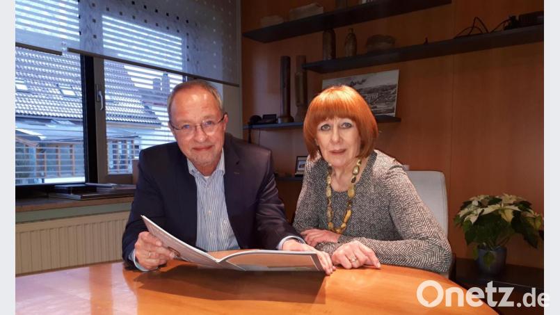 Vorstand Anton Wolfgang Hart und Elisabeth Hart sind glücklich, dass Hart-Keramik AG bisher gut durch die Pandemie kam. Bild: pz