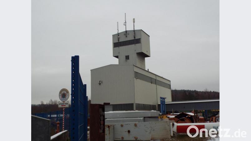 Der Leonie-Förderturm ist einer von zwei derzeit existierenden Trägern von Mobilfunk-Sendeanlagen im Auerbacher Stadtgebiet. Bild: ll