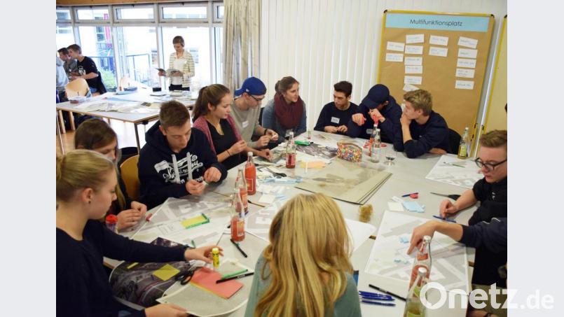 Auch Schüler durften ihre Meinung zur Stadt Amberg abgeben. Im Jahr 2017 wurden sie bei Aktionen befragt. Archivbild: Stadt Amberg, Baureferat/exb