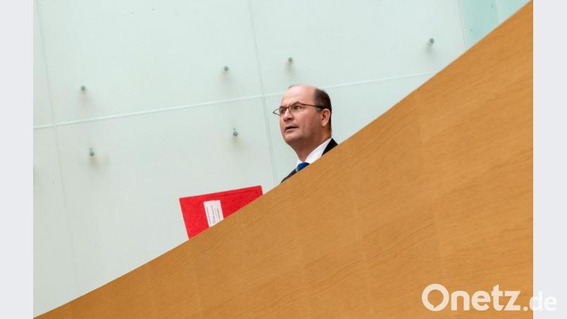 Finanzminister Albert Füracker (CSU. Archivbild: Peter Kneffel