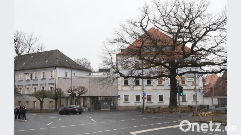 Die Mitarbeiter des Finanzamts Weiden bekommen einen neuen Chef. Bild: Gabi Schönberger