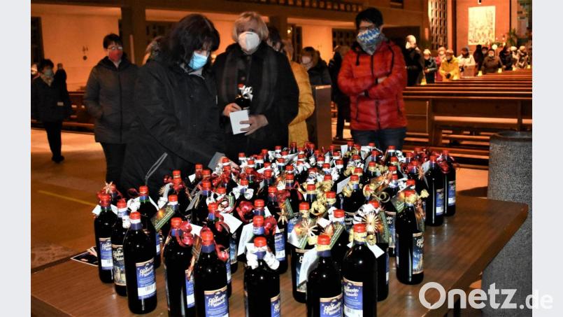 Anstelle einer Adventsfeier im Jugendheim gibt es Glühwein für zu Hause. Bild: rgr