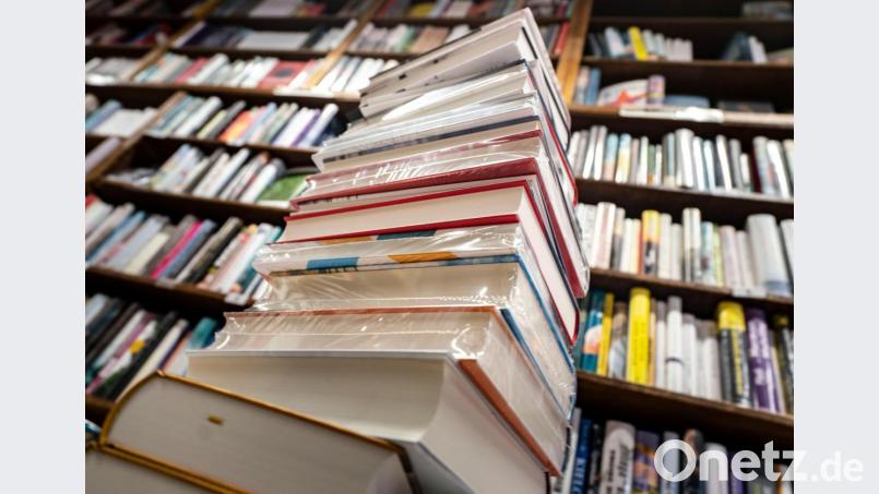 In Kastl gibt es jetzt &quot;Bücher to go&quot;. Bild: picture alliance/dpa | Frank Rumpenhors
