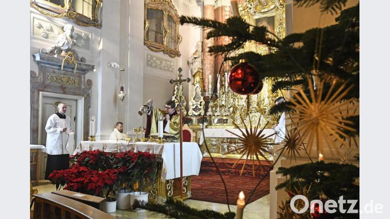 Auch für die Christmette in der Amberger Bergkirche gelten heuer Corona-Vorschriften. Archivbild: Petra Hartl