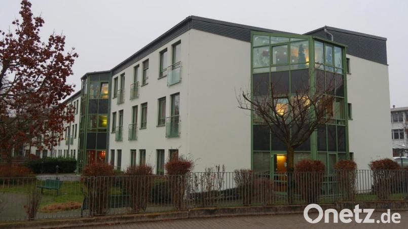 In einem Stockwerk des BRK-Seniorenheims in Weiden wurde eine Quarantänestation eingerichtet. Auf den Zimmern bleiben müssen jedoch alle Bewohner. Bild: uz