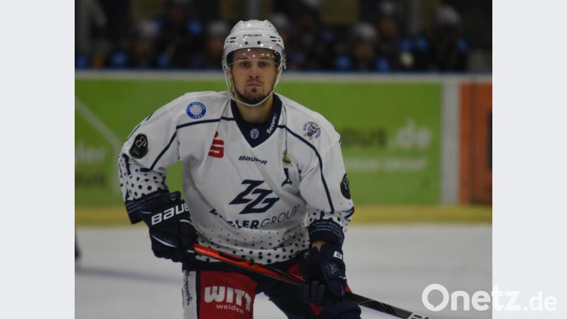 Die Blue Devils besiegten am Dienstag den Höchstadter EC mit 6:3. Für Tomas Rubes war das Match nach einer knappen Viertelstunde beendet. Der Tscheche schied mit einer Schulterverletzung aus. Archivbild: gb