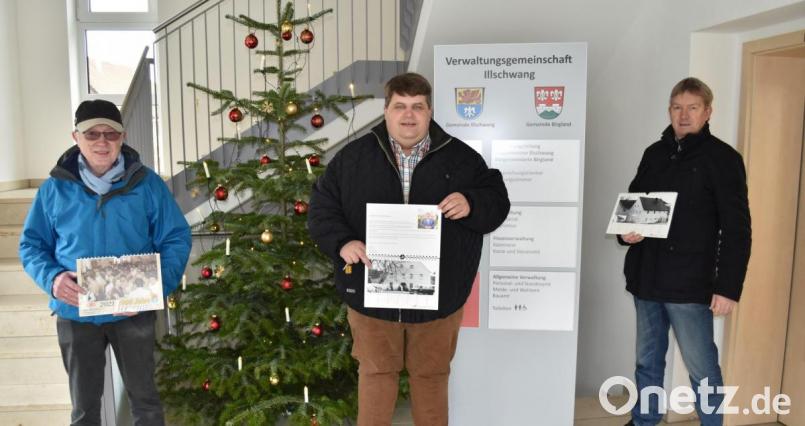 Ehemalige und aktuelle Wirtshäuser in der Gemeinde Illschwang zeigt der Kalender, den (von links) Werner Gleißner, Bürgermeister Dieter Dehling und Ortsheimatpfleger Richard Koller. Bild: no