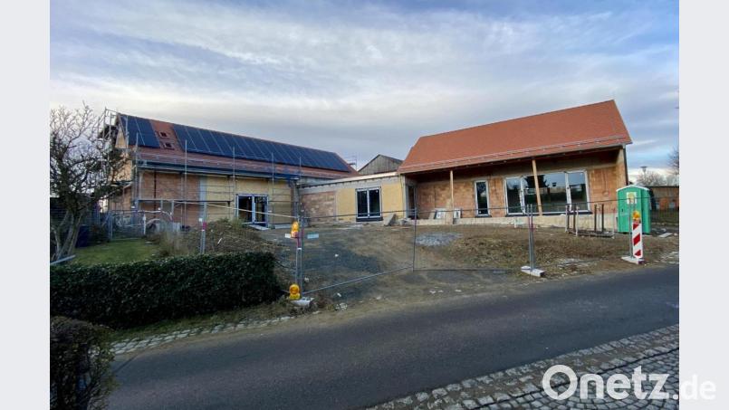 Es geht voran mit der Kulturscheune. Immerhin geht es nun schon um die Beleuchtung und die Beschallung. Bild: Eichl