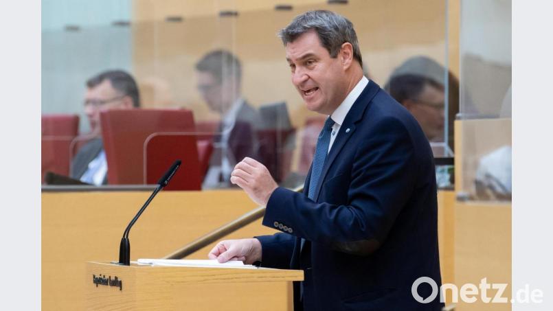 Der bayerische Ministerpräsident Markus Söder (CSU) gibt im bayerischen Landtag während einer Sondersitzung eine Regierungserklärung ab. Bild: Sven Hoppe