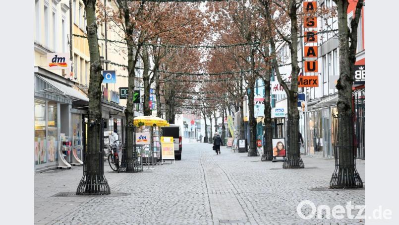 Donnerstag, 11.30 Uhr: Gespenstische Leere nach dem Lockdown. Bild: Gabi Schönberger