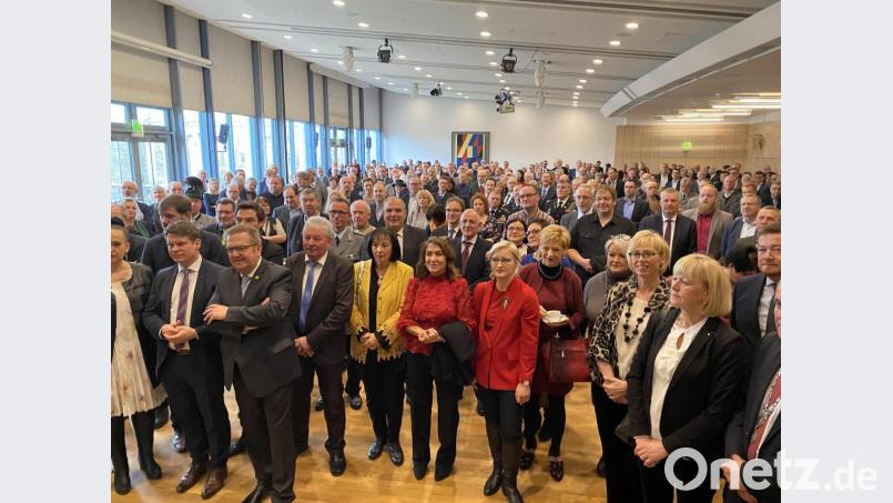 &quot;Abstandsregeln&quot; war damals noch ein Fremdwort: Beim Empfang der Stadt im Januar 2020 erlebten 450 Gäste die Abschiedsrede von Kurt Seggewiß. Bild: rg