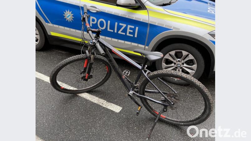 Die Polizei Weiden sucht den Besitzer dieses Fahrrads. Bild: Polizei Weiden