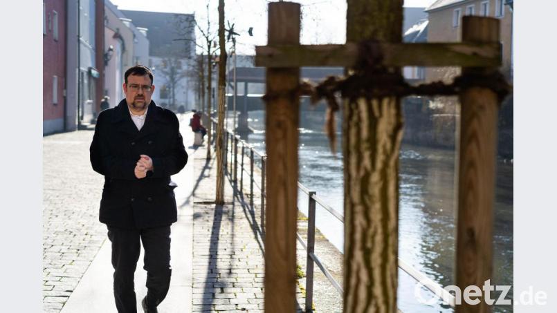 In Amberg kann Elias Dray entspannen – am besten bei einem Spaziergang. Bild: Oberpfalz Marketing
