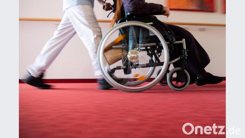 Ein Dank für die Arbeit in Coronazeiten: HPZ-Mitarbeiter erhalten im zweiten Anlauf doch den Pflegebonus. Bild: Tom Weller