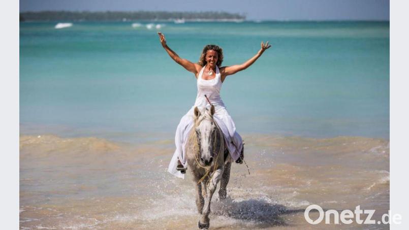 So lässt es sich leben: Veronika La Fortune hieß mit Mädchennamen Danzer und stammt aus Kastl. Mittlerweile wohnt und arbeitet sie auf Tobago. Bild: piotrandrewsphotography.com