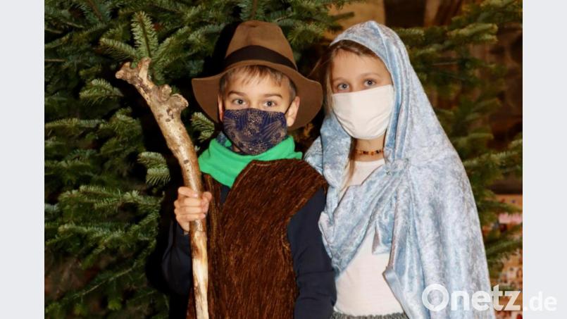 Eine Voraussetzung für die diesjährige Aufführung eines Krippenspiels in der Kinderchristmette an Hl. Abend in St. Michael ist, dass Maria und Josef Geschwister sind. Der Josef geht gerade einmal in die zweite Klasse. Bild: ads