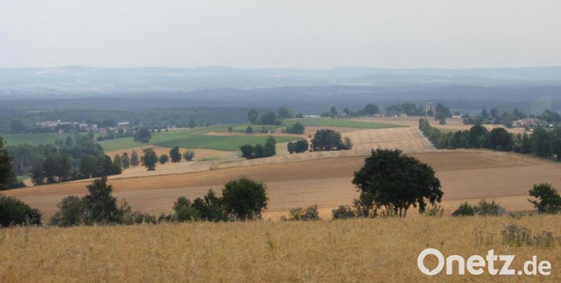 Das geplante Vorhaben „Photovoltaikanlage“ am Hang (Bildmitte) bei Fürstenhof ist nicht unumstritten. Die Zustimmung zur Änderung des Flächennutzungsplanes erfolgte daher nur unter Vorbehalt. Bild: wro