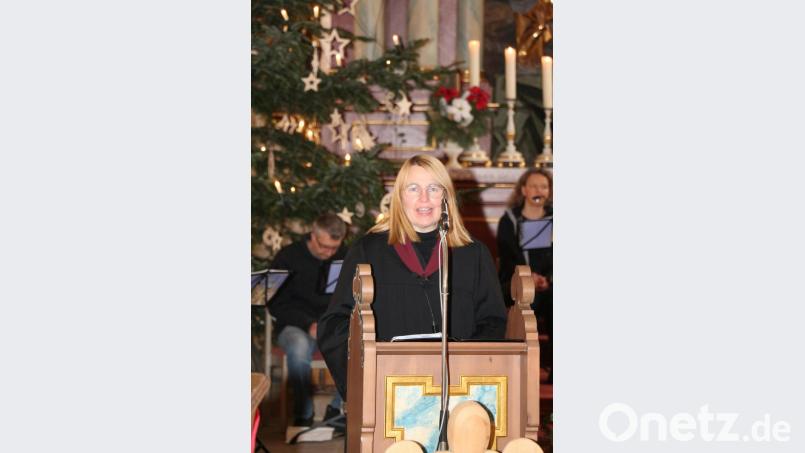 Prädikantin Cheryl Frank führte durch den Gottesdienst um 14.00 Uhr. Bild: rpp