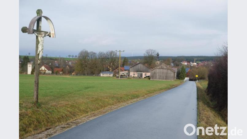 Auch der Rad- und Gehweg in Richtung Münchsreuth und zur Gemeindegrenze Speinshart hin steht künftig auf dem Winterdienstprogramm des Bauhofes der Gemeinde Vorbach. Bild: do