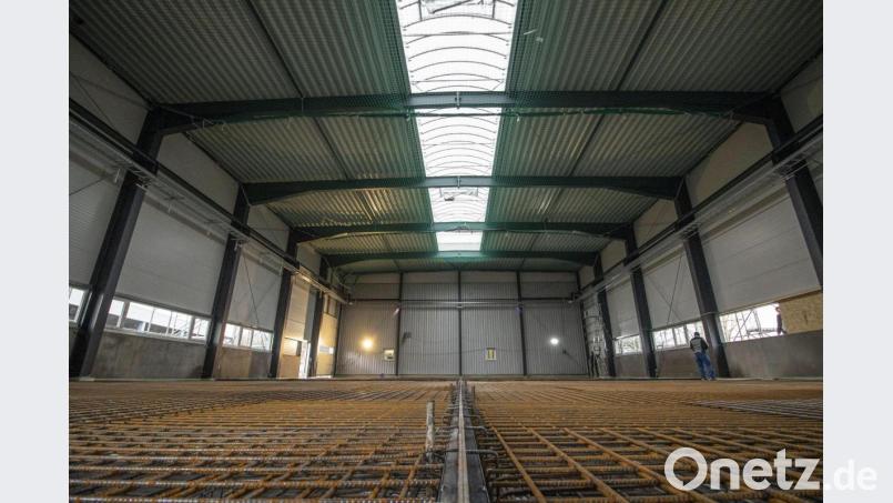 Seit dem Frühjahr laufen die Arbeiten an der 640 Quadratmeter großen Produktionshalle von ABM Greiffenberger. Bild: dtr