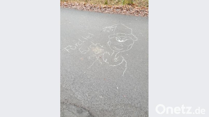 Eine etwas andere Form der Weihnachtsbotschaft prangt auf der Obersee-Dammstraße: &quot;Fürchtet euch nicht.&quot; Bild: rn