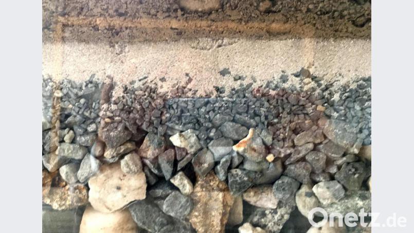 In einem der Fenster an der Station 5 gibt es Fragen zum Bodenprofil. Bild: fsb