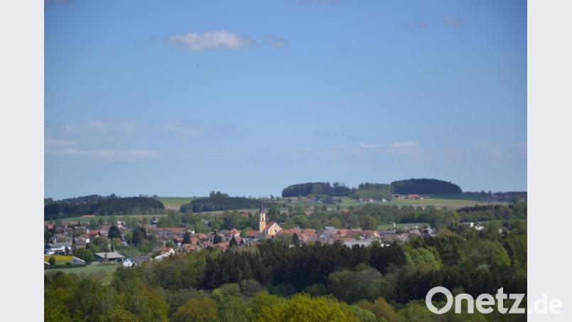 Moosbachs Bürgermeister Armin Bulenda blickt in seinen Rechenschaftsbericht auf ein, trotz Corona, erfolgreiches Jahr 2020 zurück. Gleichzeitig spricht er einige Zukunftspläne an. Bild: gi