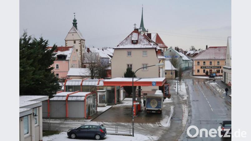 100 Jahre später dieselbe Perspektive - inzwischen heißt die Straße Bahnhofstraße. Es hat sich einiges verändert. Bild: rha