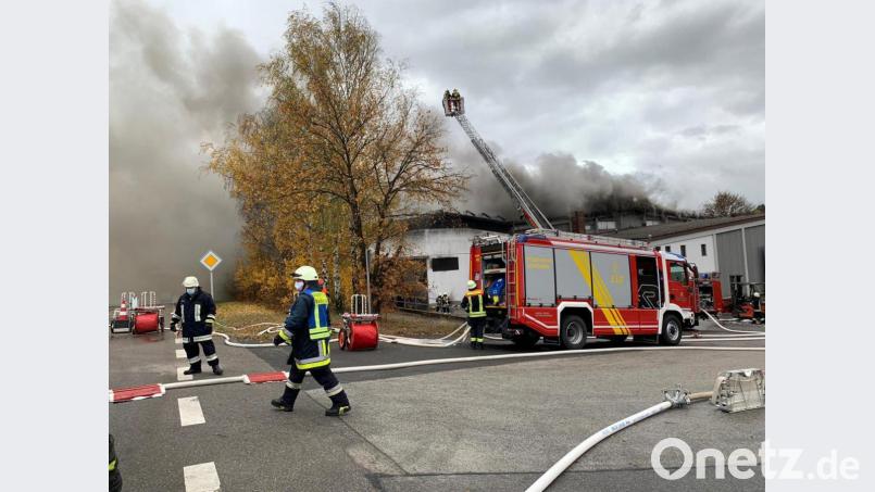 Zur Brandbekämpfung einer Kartoffellagerhalle in Eslarn wurde die Wehr Anfang November alarmiert. Archivbild: FFW Schönsee/Hubert Flöttl