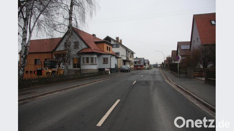 Zum künftigen Sanierungsgebiet gehört jetzt auch der Ortsteil Fichtenschacht (hier im Bild die Schönhaider Straße). Bild: wro