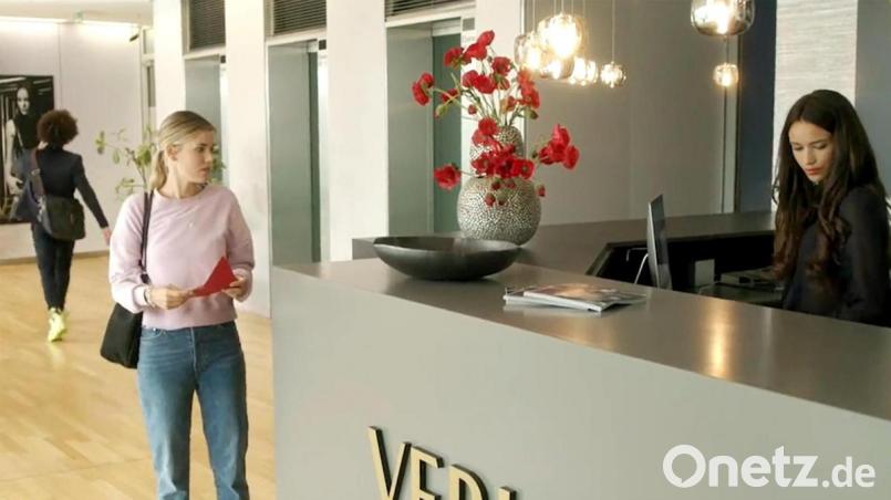 Die Neue bei der Sendung "Verbotene Liebe - Next Generation" (rechts im Bild) ist in der Region eine alte Bekannte aus Vohenstrauß. Bild: TVNOW