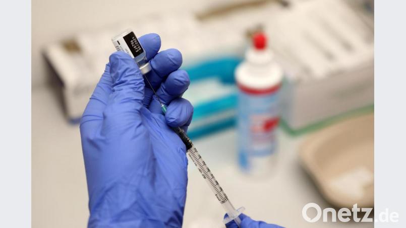 In Amberg-Sulzbach wurden am Sonntag, 27 Dezember, die ersten Menschen gegen das Coronavirus geimpft. Bild: Wolfgang Steinbacher