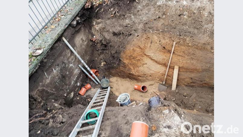 Anschluss an den gemeindlichen Mischwasserkanal. Bild: Josef Schlegl
