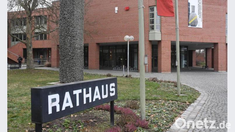 Das Corona-Bürgertelefon im Weidener Rathaus ist bereits seit drei Wochen nicht mehr besetzt. Nun ist klar: Das Angebot wurde eingestellt. Bild: Gabi Schönberger