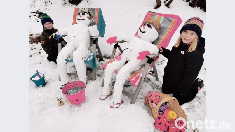 Lennart und Marlen Griener holten sich den zweiten Platz mit der entspannten Gartenparty mit Schneefrau und Schneemann. Bild: rn
