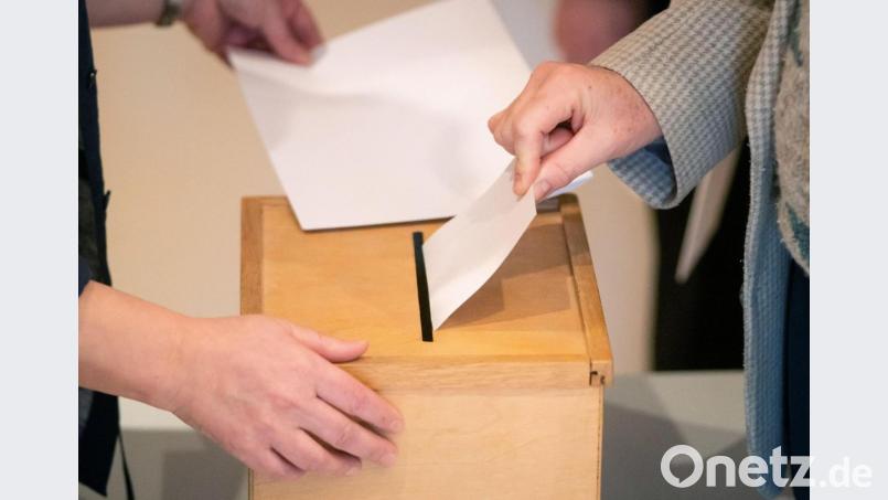 Bei den Bürgermeisterwahlen in Poppenricht können die Bürger diesmal nicht für einen Kandidaten der Freien Wähler stimmen. Bild: Ronald Bonss/dpa