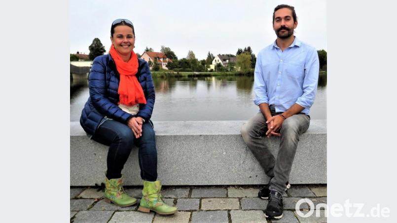 "Es gibt für Kunstschaffende wohl keine schwierige Zeit als die jetzige." 
MTT-Vorsitzender Julian Mühlmeier (im Bild mit Schauspielerin und Theaterpädagogin Sandra Zech). Bild: ubb