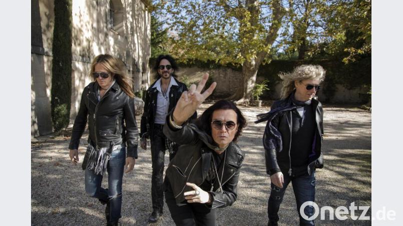 Doug Aldrich (von links), Deen Castronovo, Glenn Hughes und David Lowy von der australisch-amerikanischen Hardrock-Band The Dead Daisies. Das neue Album „Holy Ground“ ist am Freitag erschienen. Bild: Fiaz Farelly/The Dead Daisies Pty Ltd./dpa