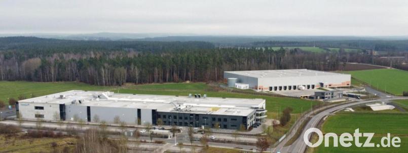 Das Industriegebiet wächst weiter. Unter anderem erweitert die Ziegler-Group ihr Logistik-Zentrum (rechts im Bild). Schott siedelt sich auf einer Fläche von rund sieben Hektar an. Bild: eg